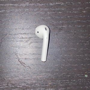 Apple AirPod (L) LEFT EAR ONLY